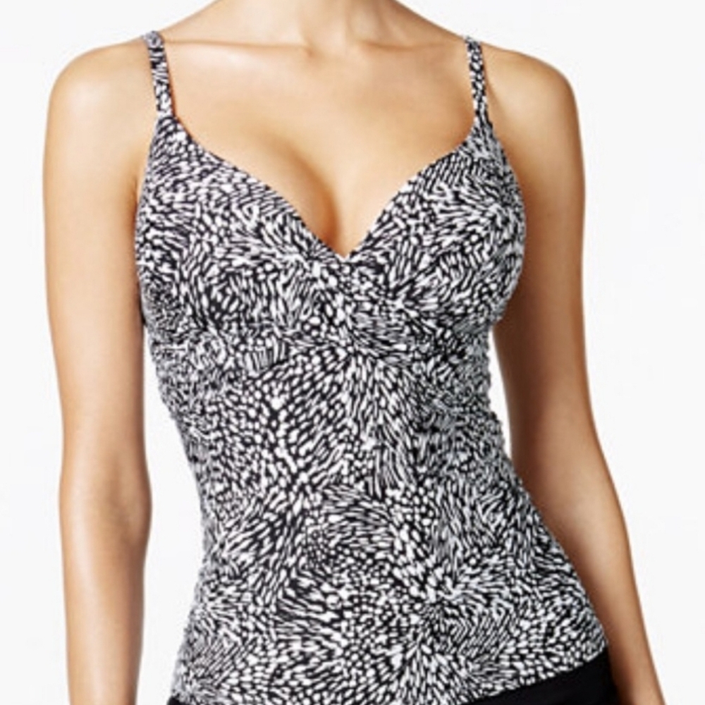 Island Escape Underwire Tankini Top NWOT